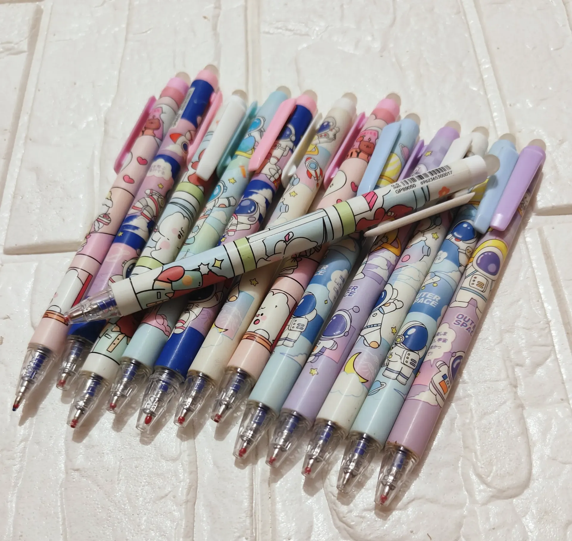 [school essentials - quirky stationary-76251] Gel Pen with Magic Eraser, Kawaii Gel Pens, Lightweight Gel Pen with Comfortable Grip, Stationery for School & Office – Blue Ink